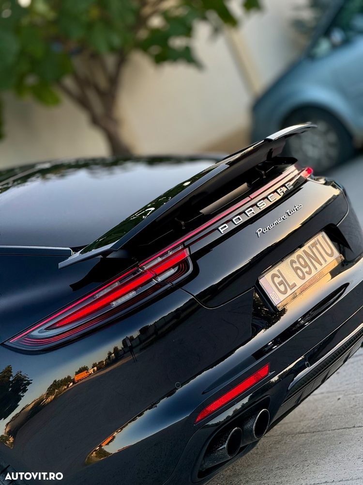 Porsche Panamera Turbo - 5