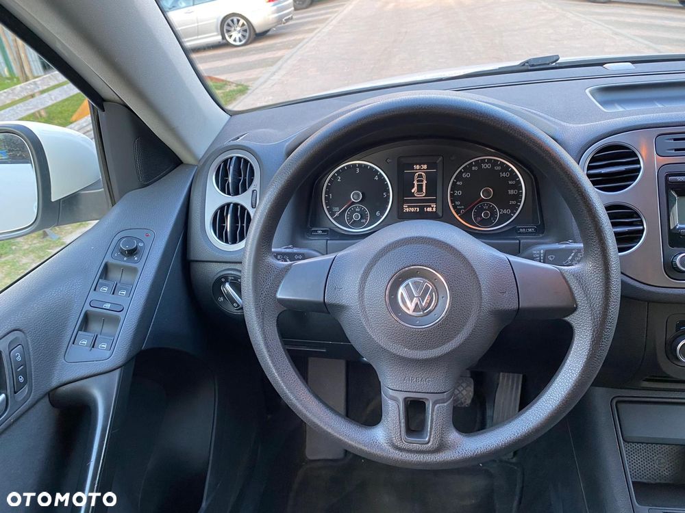 Volkswagen Tiguan 2.0 TDI DPF BlueMotion Technology Trend & Fun - 11