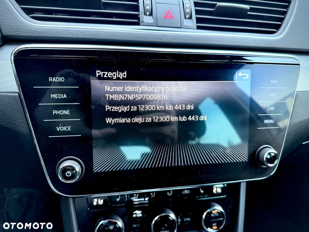 Skoda Superb 1.5 TSI Ambition DSG - 15