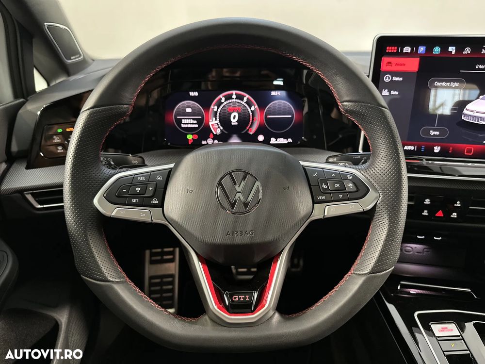 Volkswagen Golf - 17
