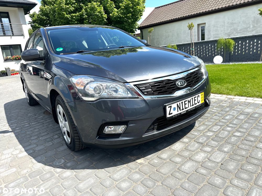 Kia Ceed 1.4 CVVT Spirit - 1