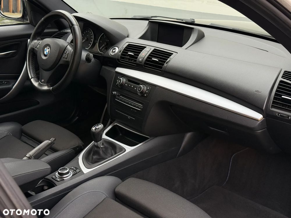 BMW Seria 1 118d DPF Edition Sport - 11