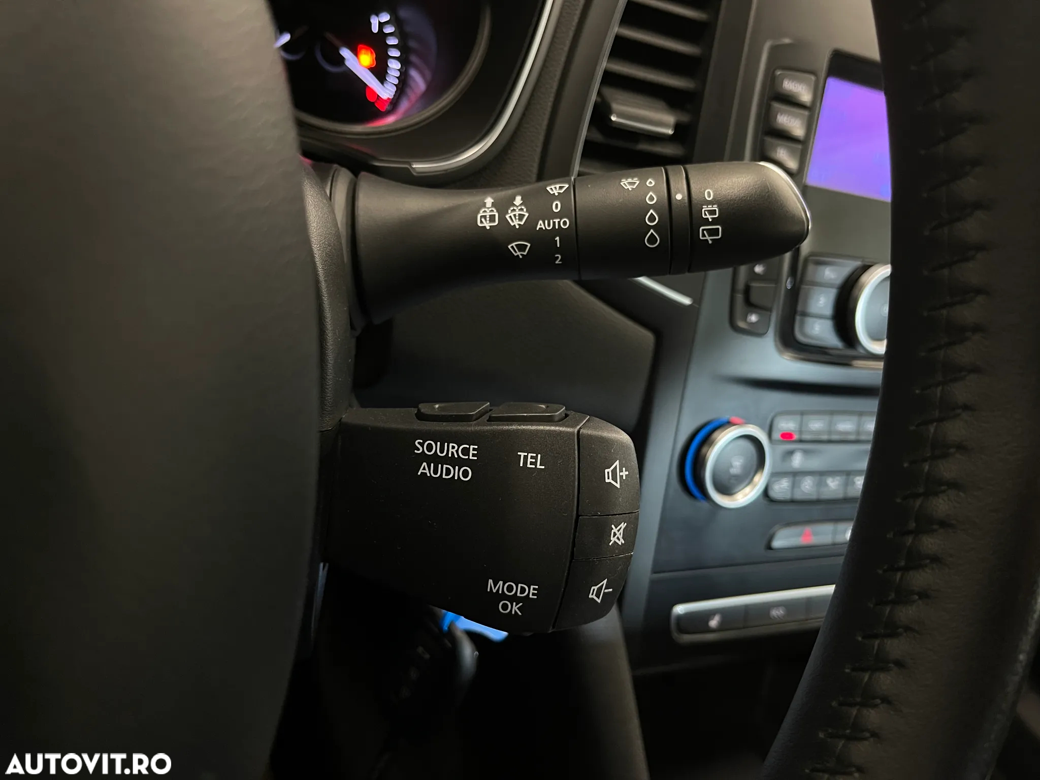 Renault Megane Blue dCi 116 Zen - 18