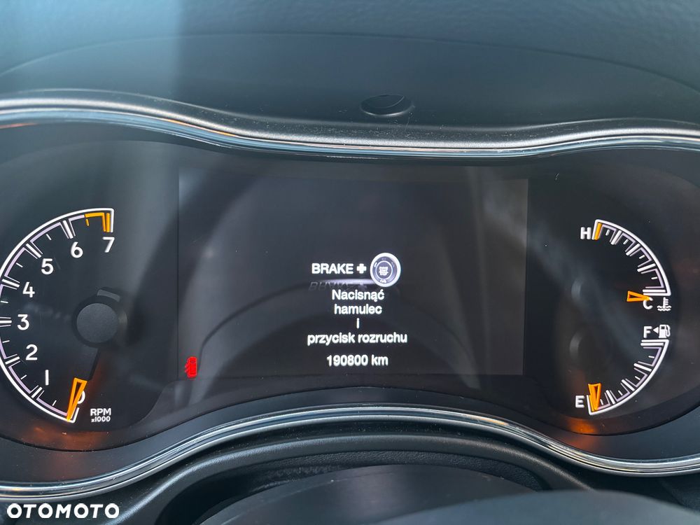 Jeep Grand Cherokee 3.6 V6 Laredo - 24