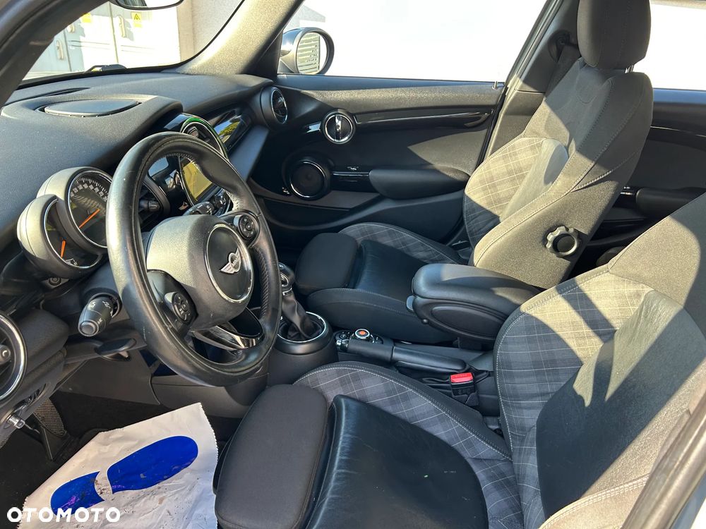 MINI Cooper D 60 Years - 11