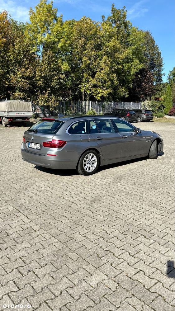 BMW Seria 5 520d xDrive - 3