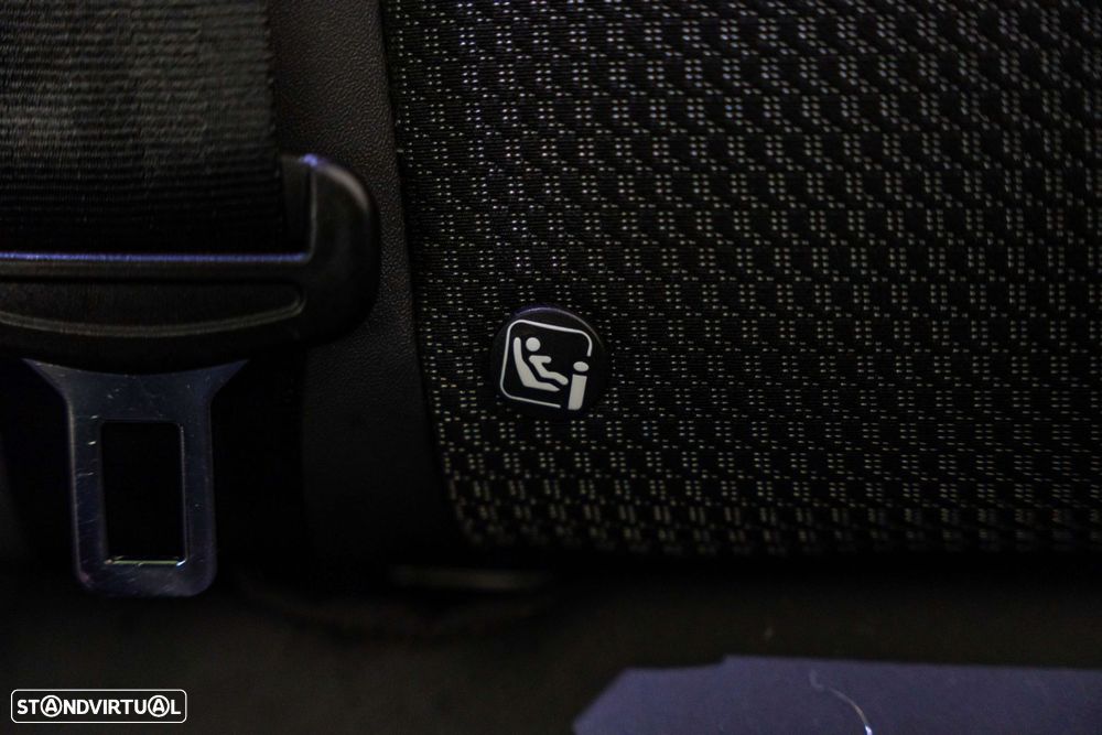 Peugeot 3008 1.6 Hybrid4 GT e-EAT8 - 12