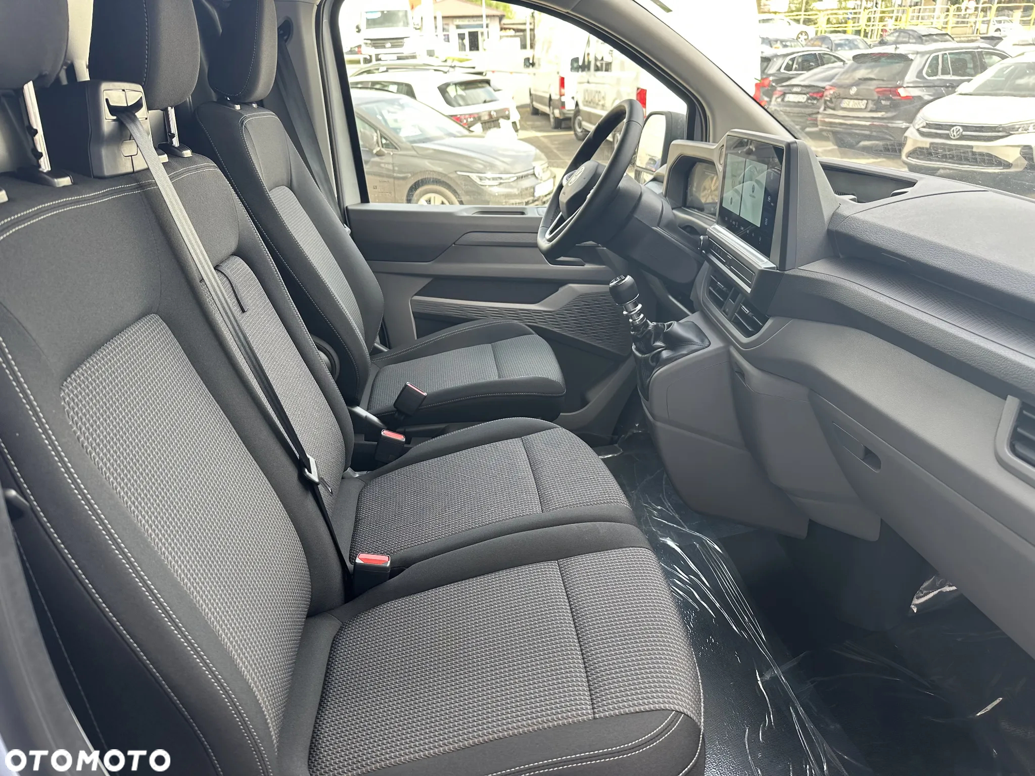 Volkswagen Transporter T7 - 11