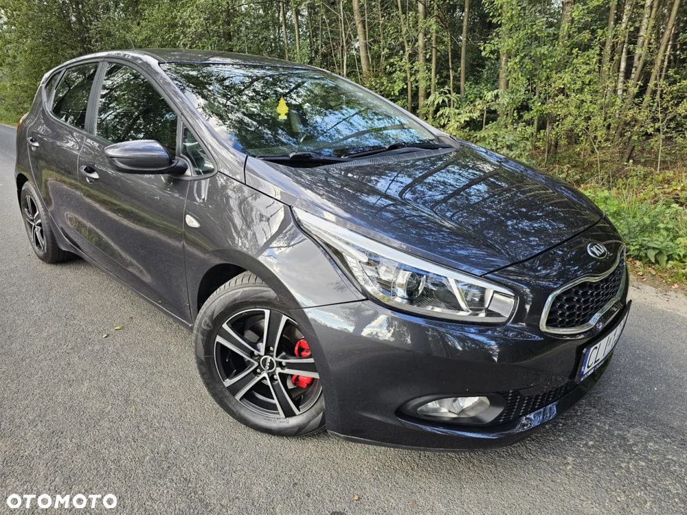 Kia Ceed - 1