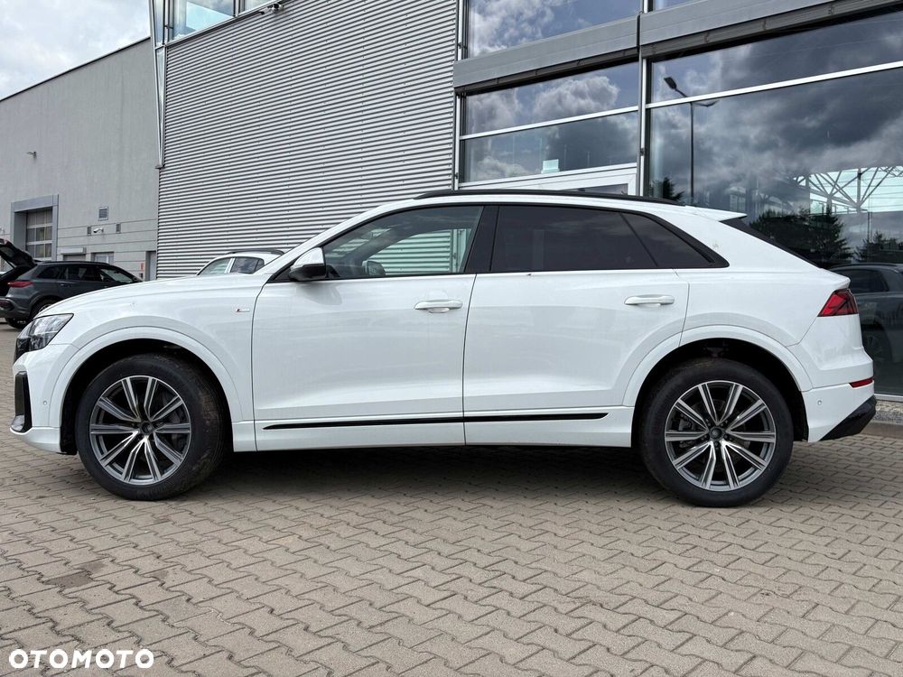 Audi Q8 - 3
