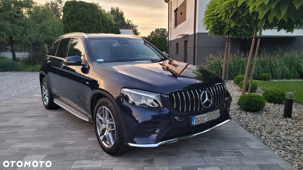 Mercedes-Benz GLC - 1