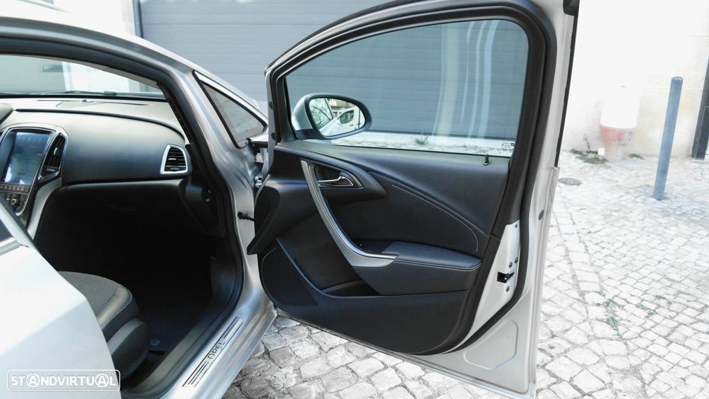 Opel Astra Sports Tourer 1.7 CDTi Cosmo S/S - 25