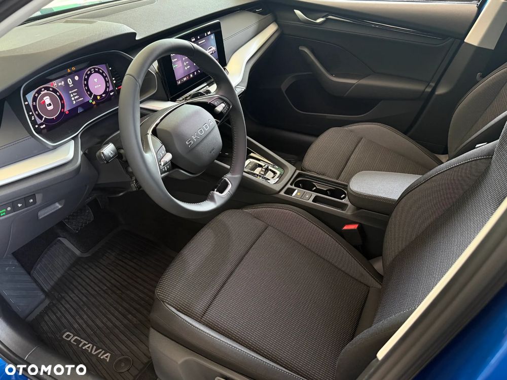 Skoda Octavia 1.5 TSI mHEV Drive Selection DSG - 11