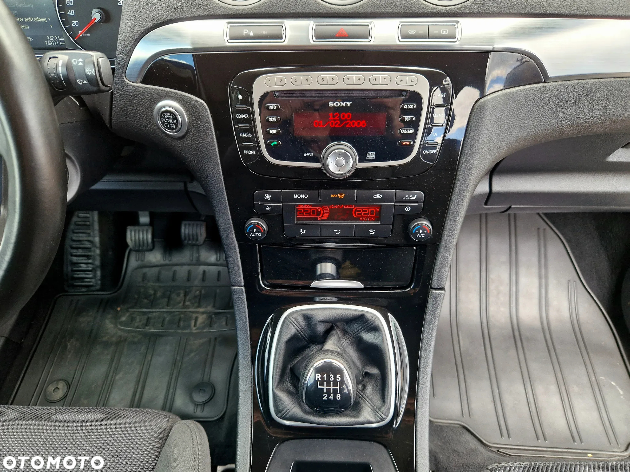 Ford Galaxy 2.0 TDCi Titanium - 24