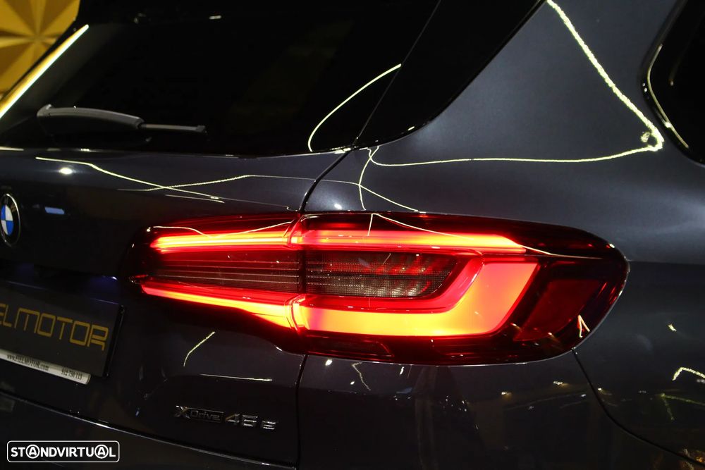 BMW X5 45 e xDrive Pack M - 11