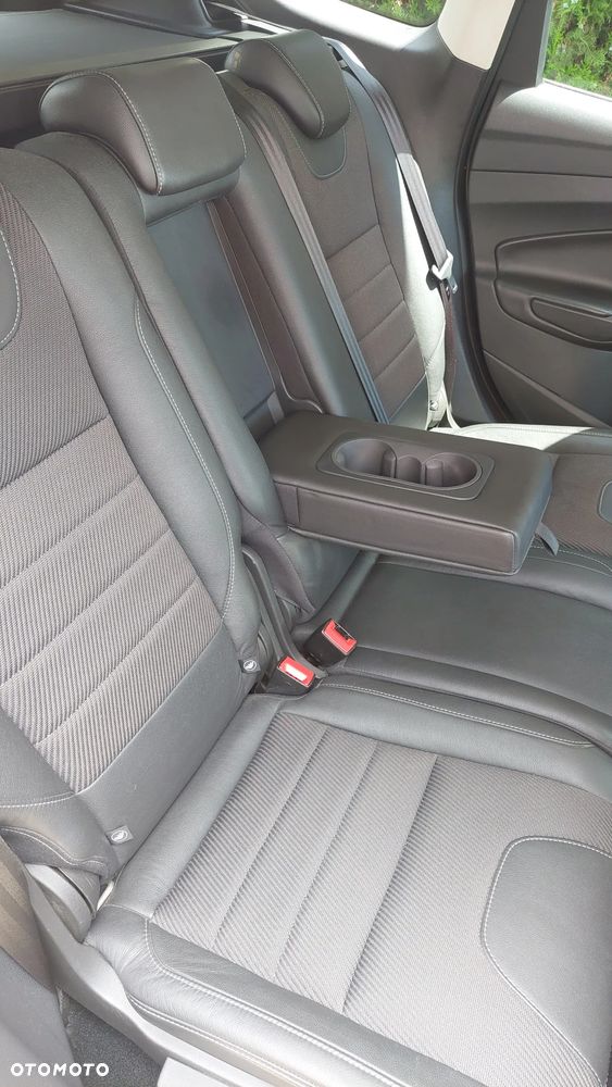 Ford Kuga 2.0 TDCi 4WD Titanium - 6