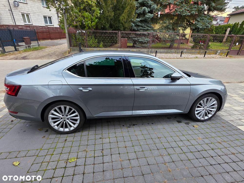 Skoda Superb 1.5 TSI ACT Style DSG - 8