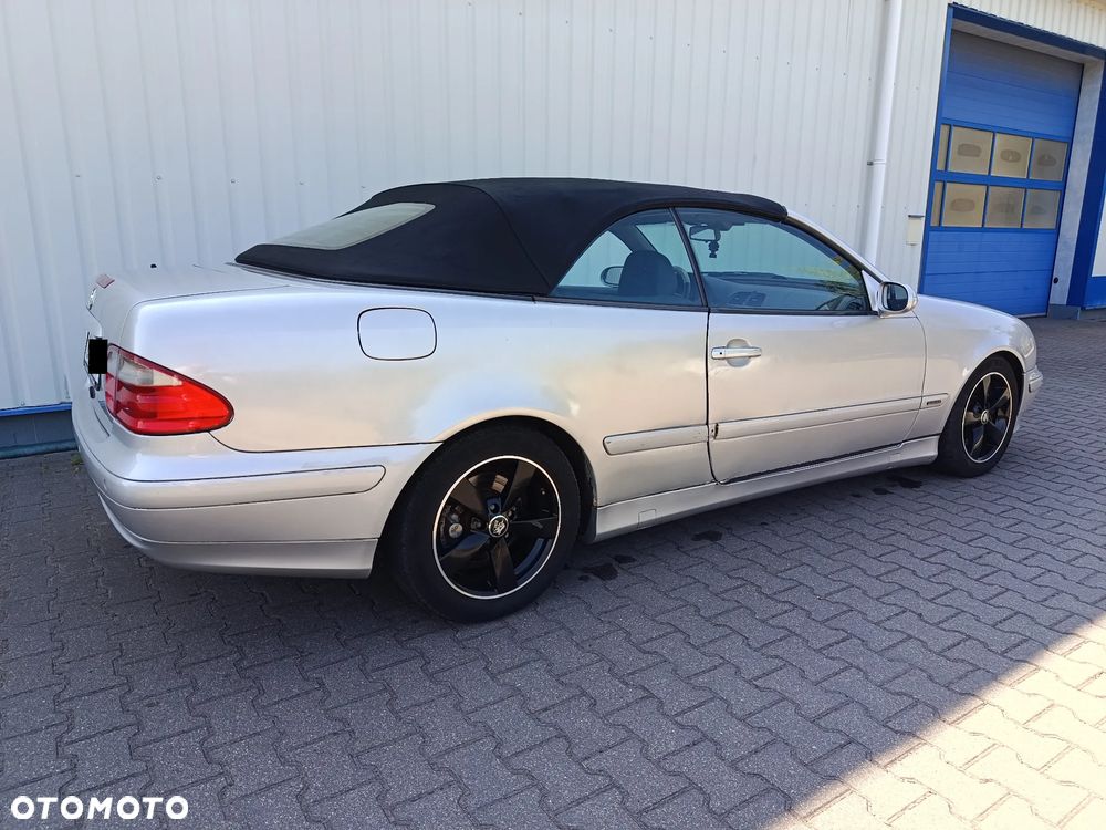 Mercedes-Benz CLK 320 Elegance - 13