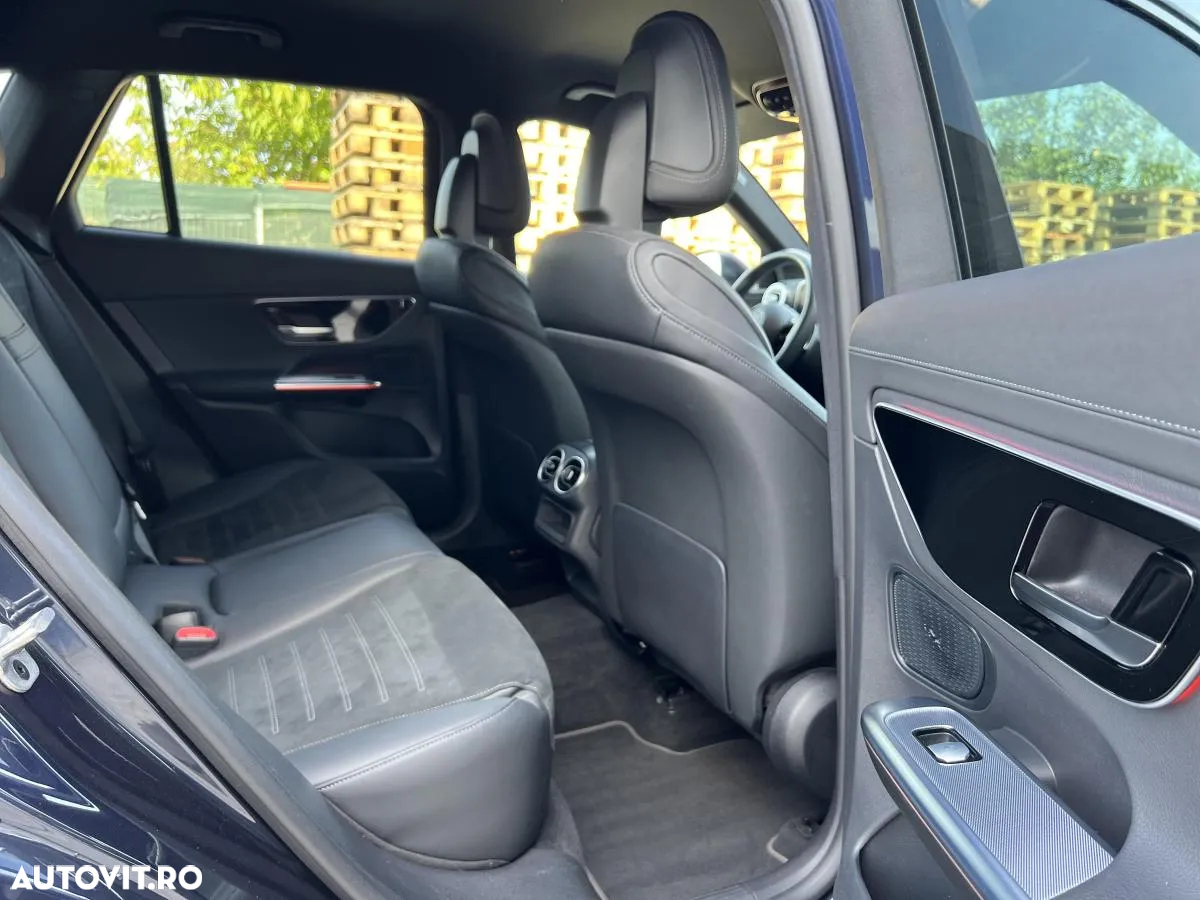 Mercedes-Benz GLC 300 4MATIC MHEV - 13