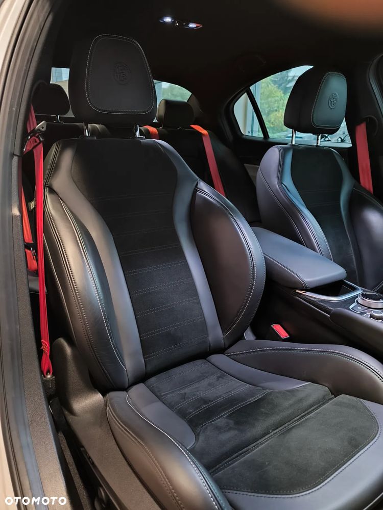 Alfa Romeo Giulia 2.9 Bi Turbo V6 Quadrifoglio - 16