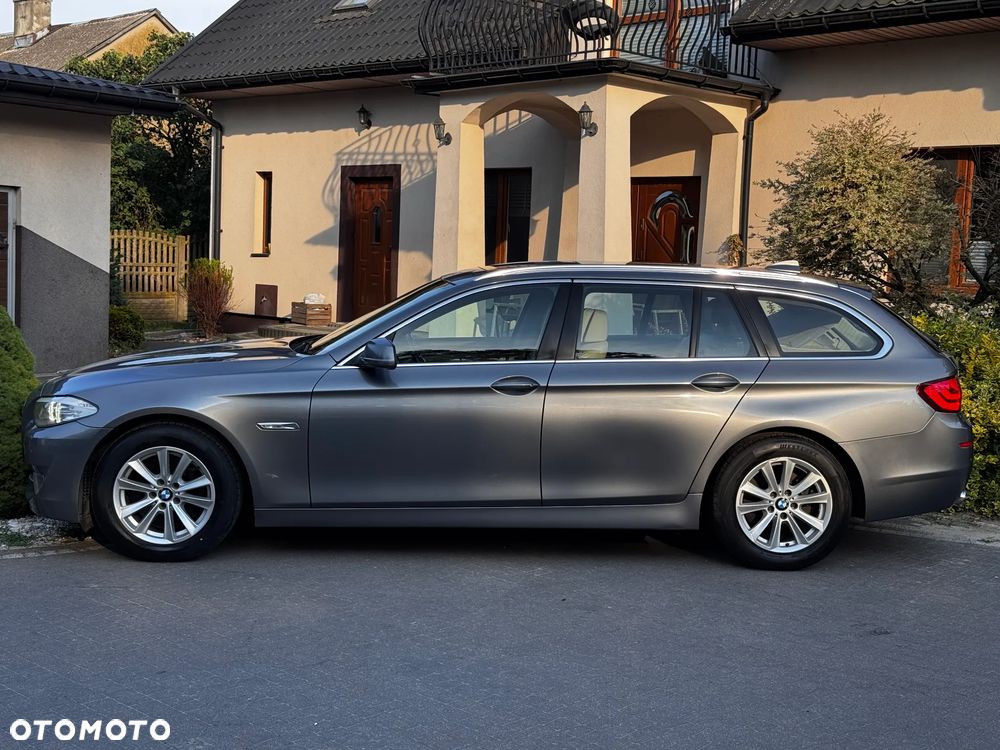 BMW Seria 5 530d xDrive Luxury Line - 3