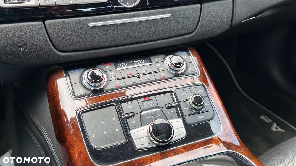 Audi A8 4.0 TFSI Quattro tiptronic - 25
