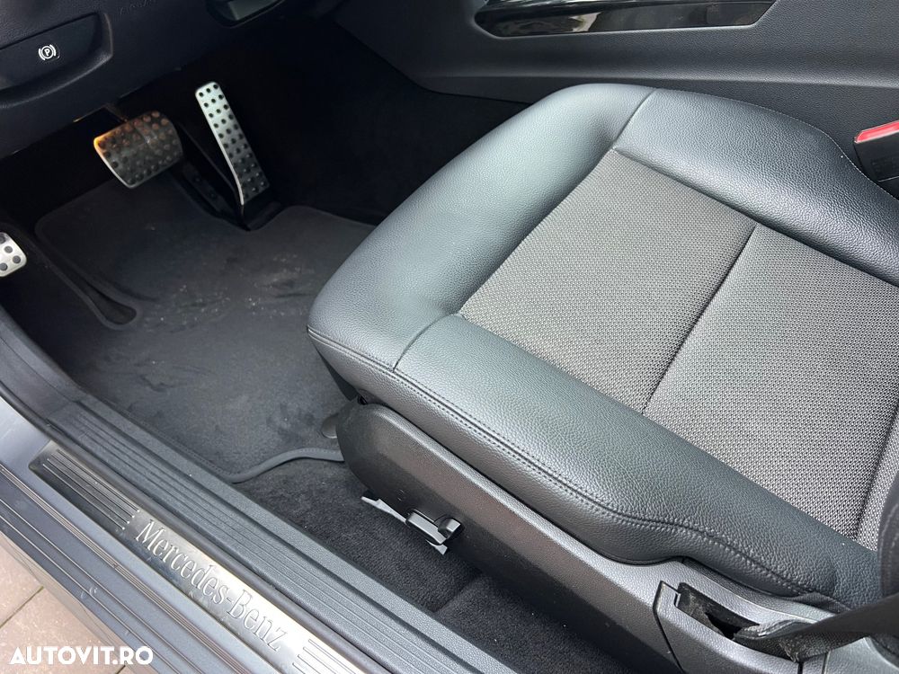Mercedes-Benz E 250 CDI 4MATIC Aut. - 33