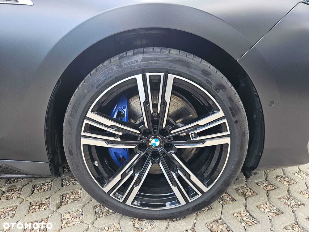 BMW Seria 7 - 10