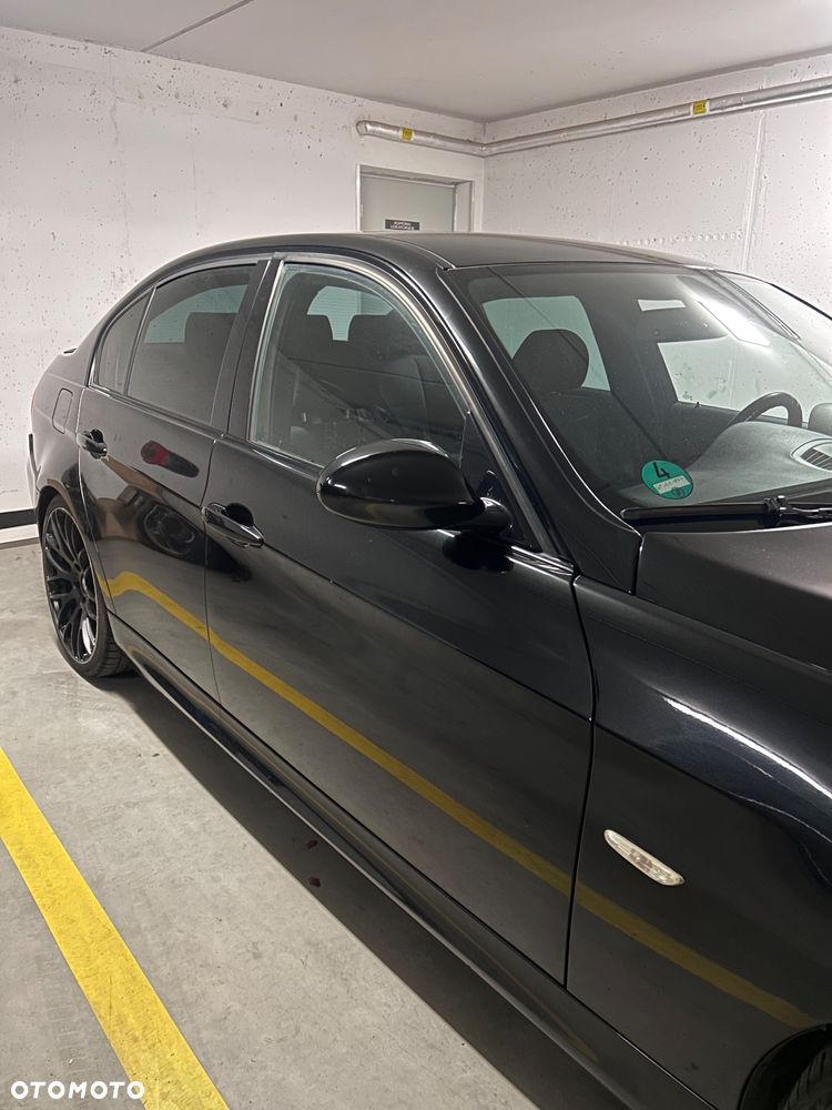 BMW Seria 3 325i - 9