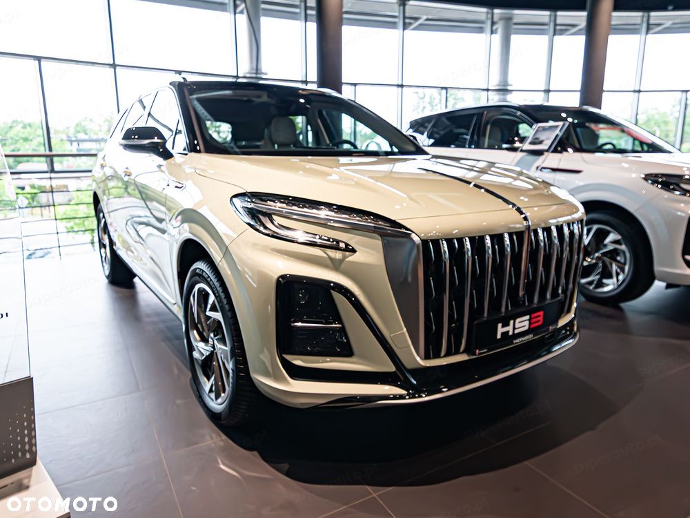 Hongqi HS3 - 4