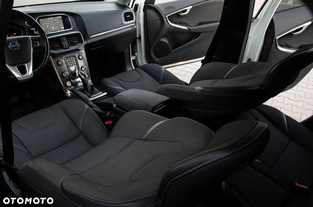 Volvo V40 Cross Country D4 Drive-E Summum - 25