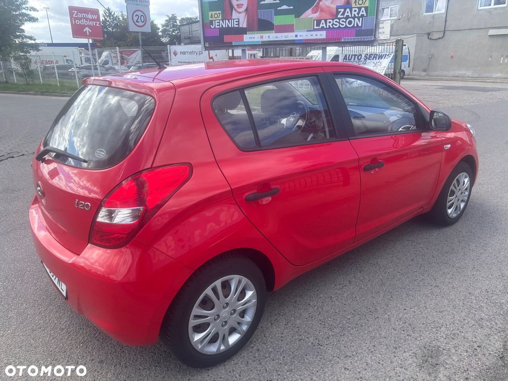 Hyundai i20 1.4 Comfort - 20