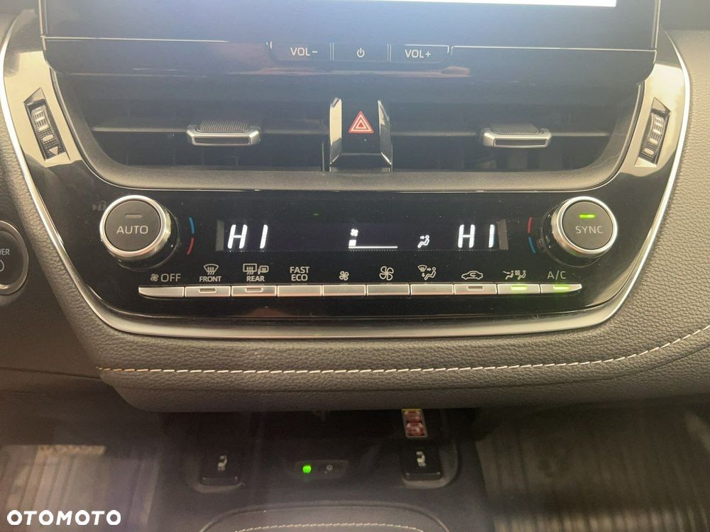 Toyota Corolla - 21