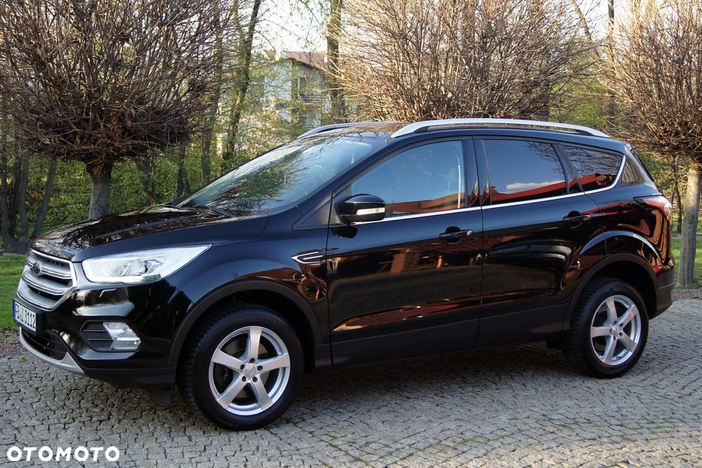 Ford Kuga 2.0 TDCi 2x4 Business Edition - 4