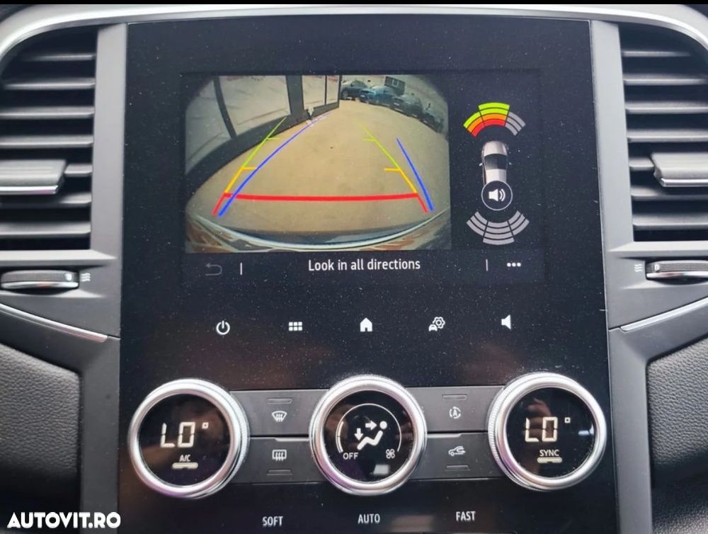 Renault Megane E-TECH Plug-in 160 INTENS - 11