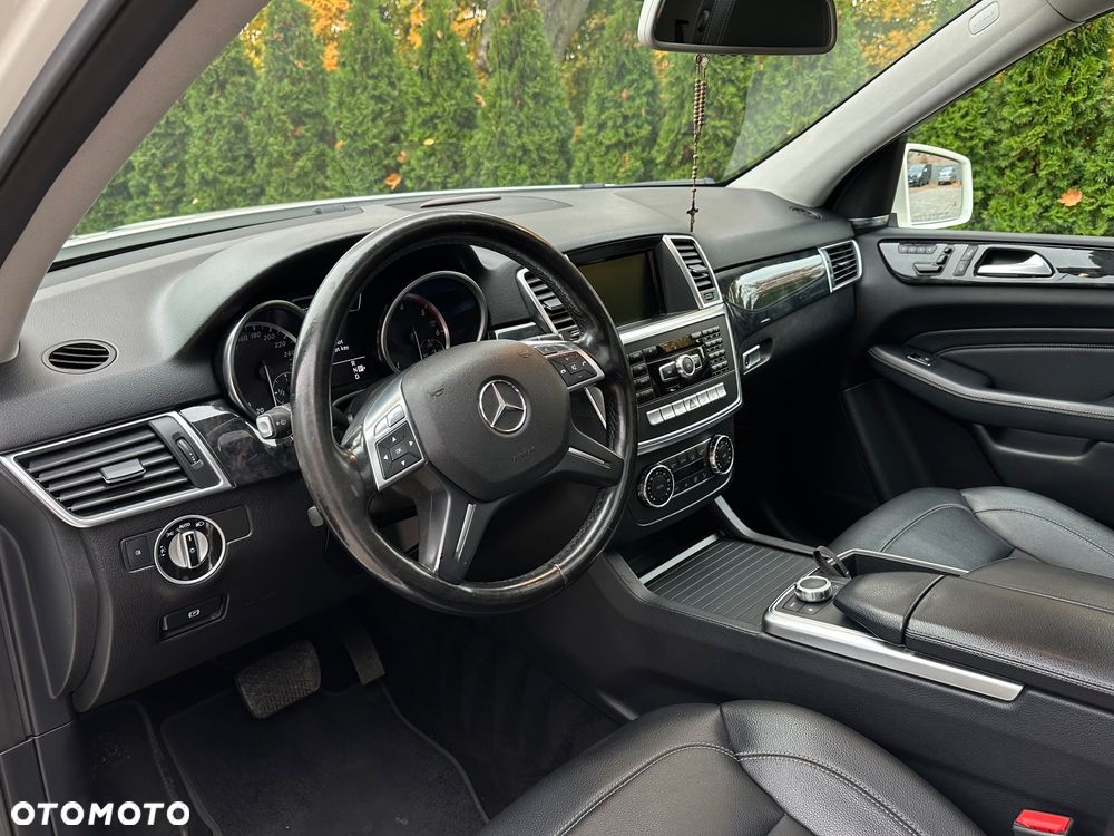 Mercedes-Benz ML 350 BlueTEC 4MATIC 7G-TRONIC - 12