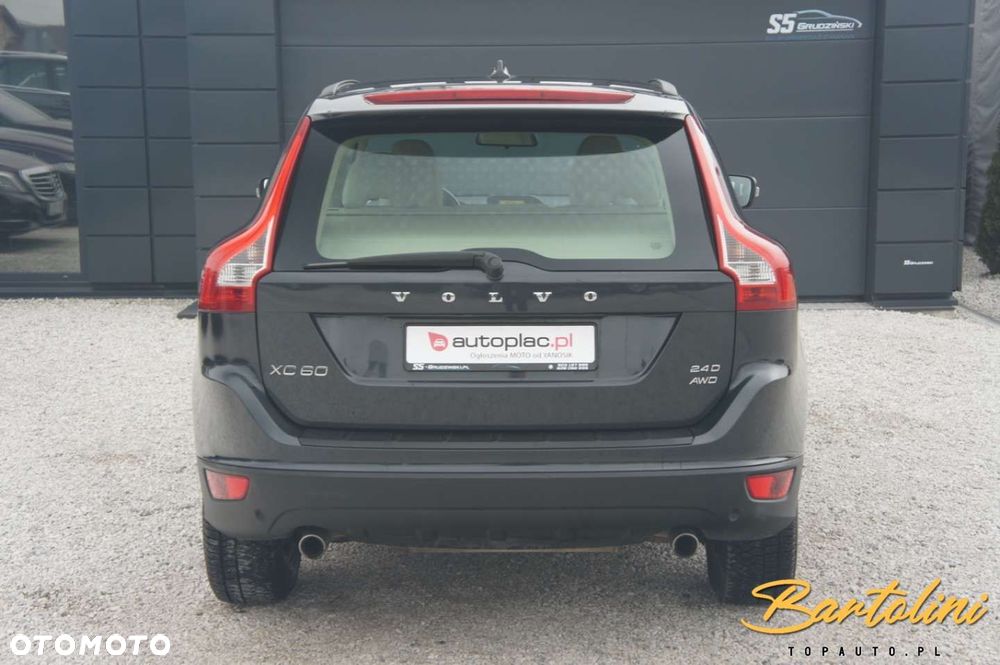 Volvo XC 60 - 6