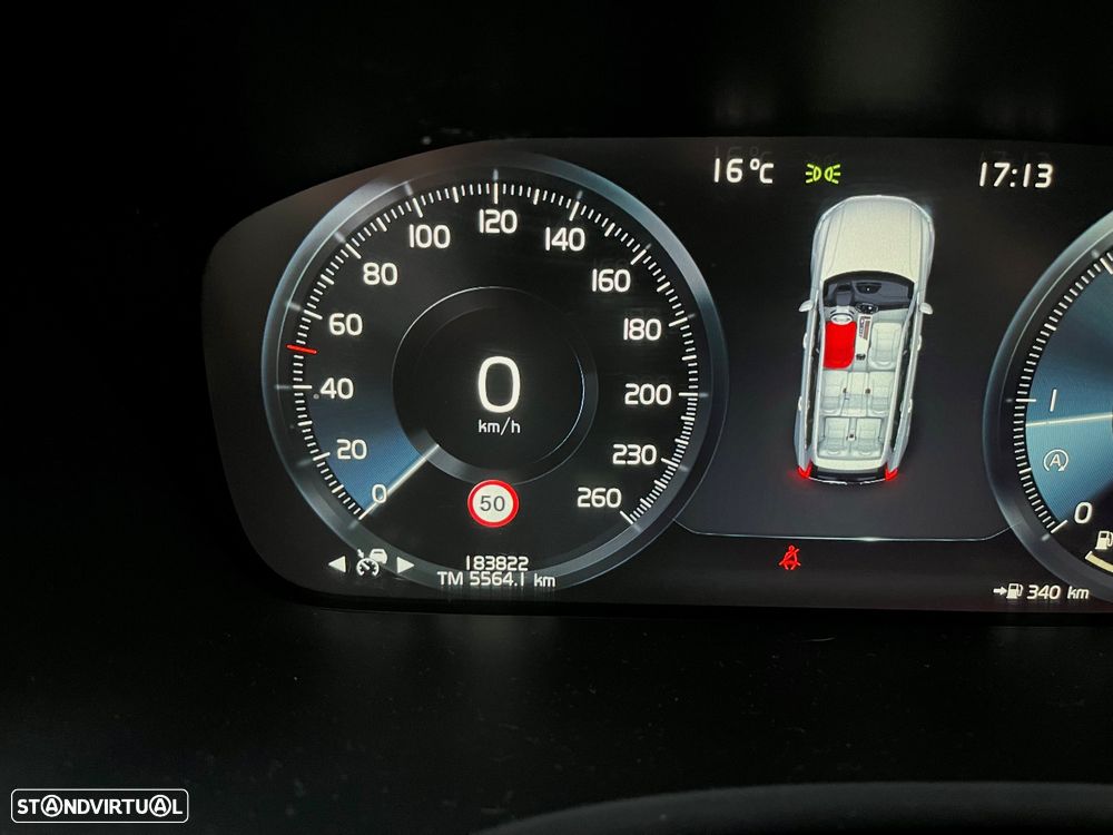 Volvo XC 90 2.0 D4 Momentum - 29