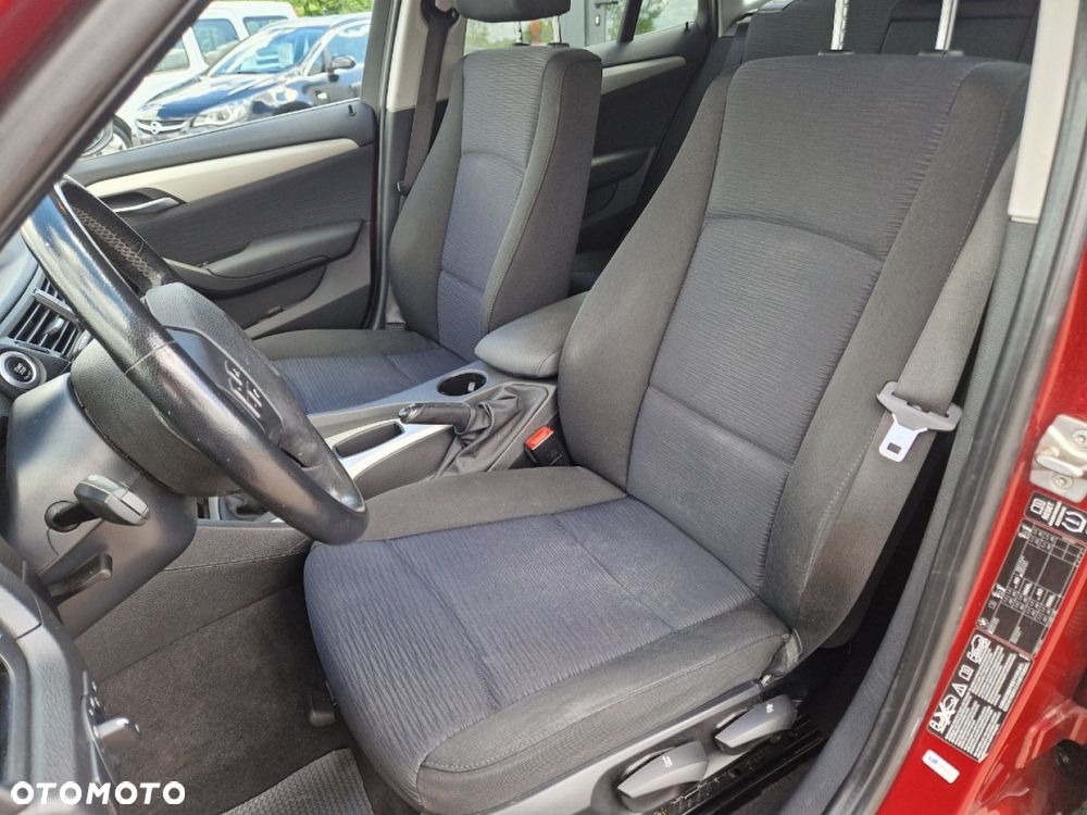 BMW X1 xDrive18d Sport Line - 10