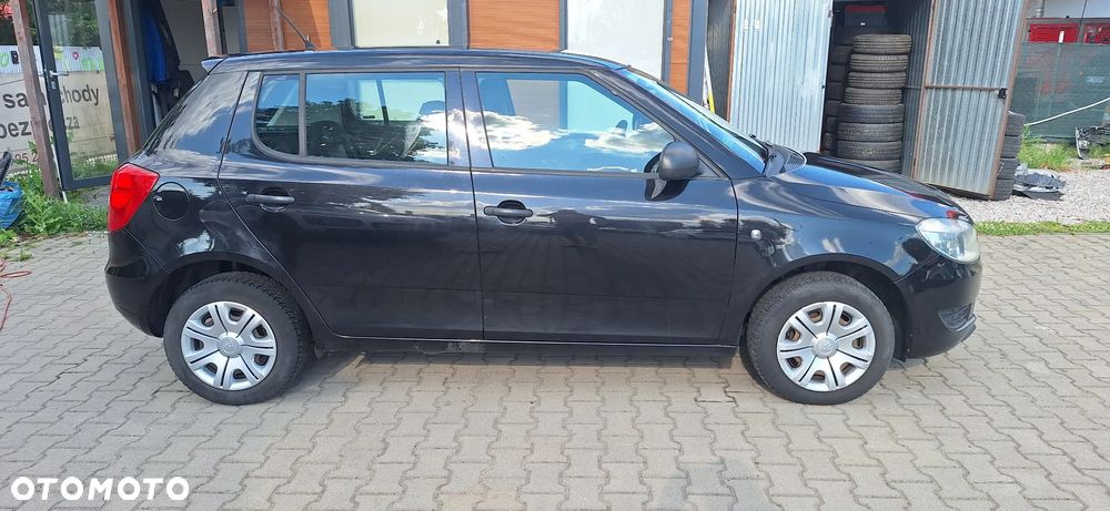 Skoda Fabia - 4
