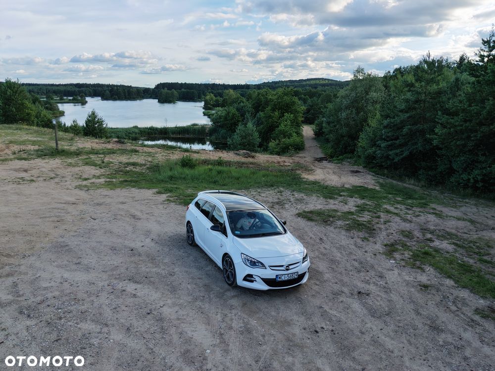 Opel Astra 2.0 CDTI Cosmo - 29
