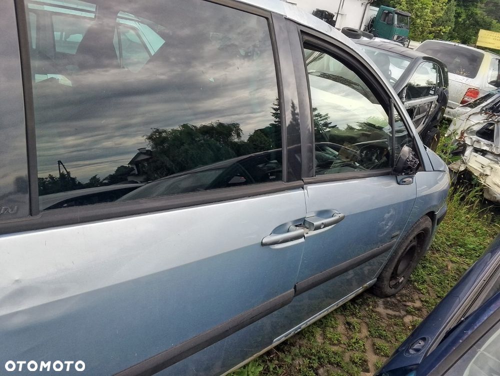 Peugeot 807 (02-09r.) 2.2 HDI 127KM. Silnik BMR Skrzynia JMA lakier LC9X.Cały na części. GWARANCJA !!!  Przód Tył Zestaw Komplet Drzwi Klapa Zderzak Błotnik Maska Grill Atrapa Szyba Pas Lampa Lusterko Boczki Fotel Kanapa Kokpit Deska Rozdzielcza Przełącznik Włącznik Sterownik Przewody Wiązka Instalacja Moduł Komputer Czujnik Listwa Pompa Alternator Wtryski Głowica Rozrusznik Kompresor Sprzęgło Dwumas Silnik Skrzynia ABS Klimatyzacji Paliwa Wspomagania Kolektor Turbina Przepustnica Zawór Chłodnica Koło Hak Belka Sanki Zawieszenie Mcpherson Półoś Amortyzator Wydech Tłumik Zacisk Most - 4