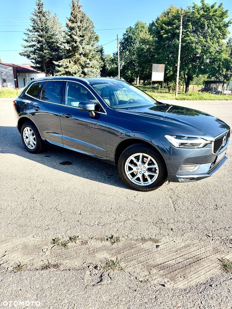 Volvo XC 60 T5 AWD Momentum Pro - 3
