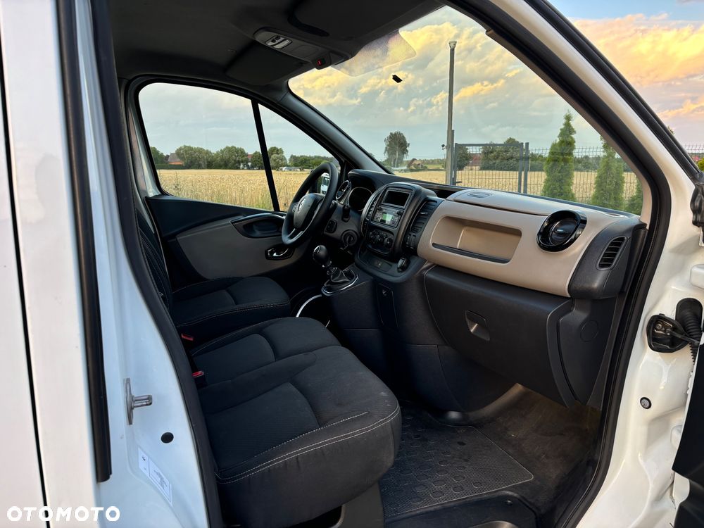 Renault Trafic - 12