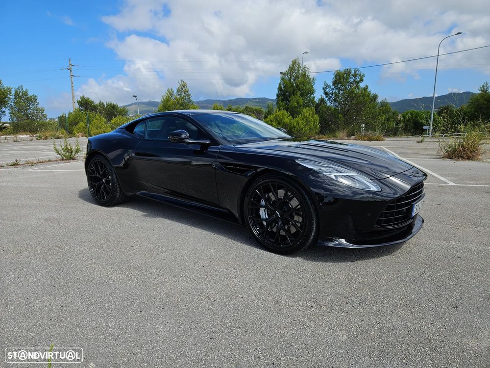 Aston Martin DB12 Coupé V8 - 2
