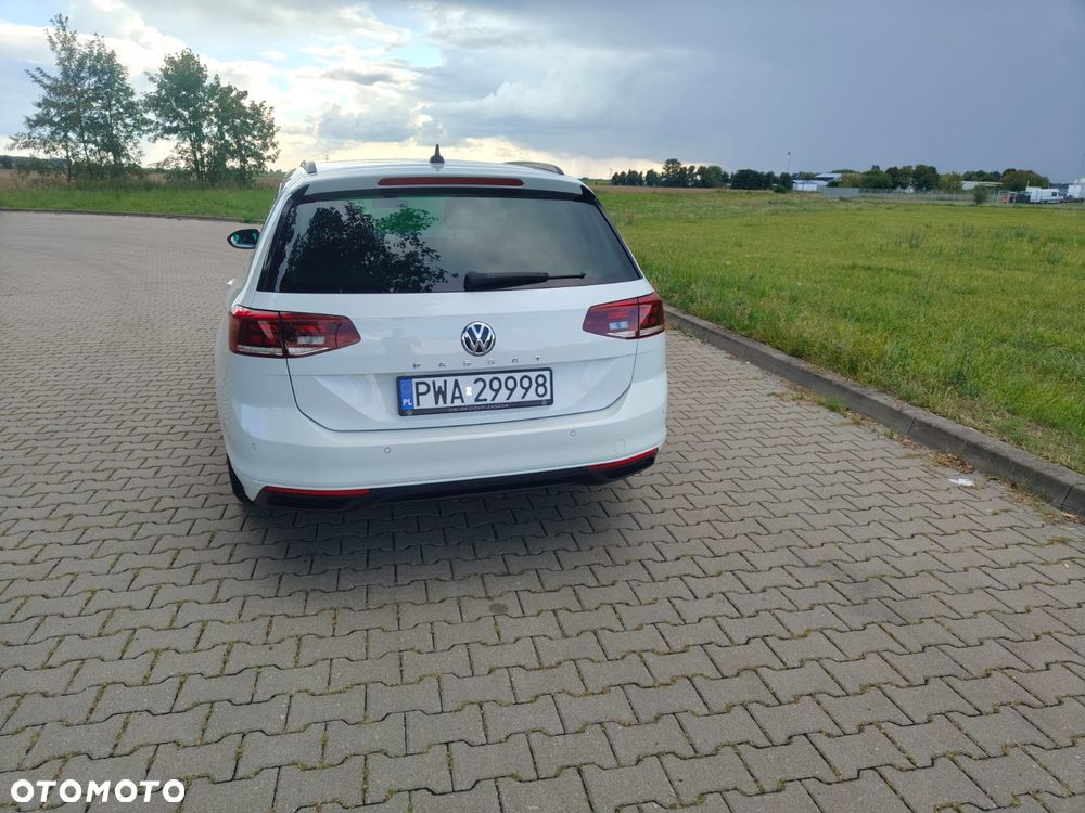 Volkswagen Passat 2.0 TDI SCR DSG Elegance - 5