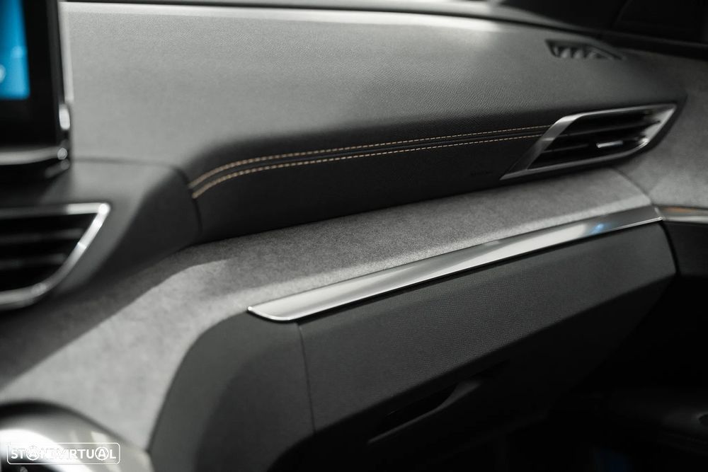 Peugeot 3008 1.2 PureTech GT - 16