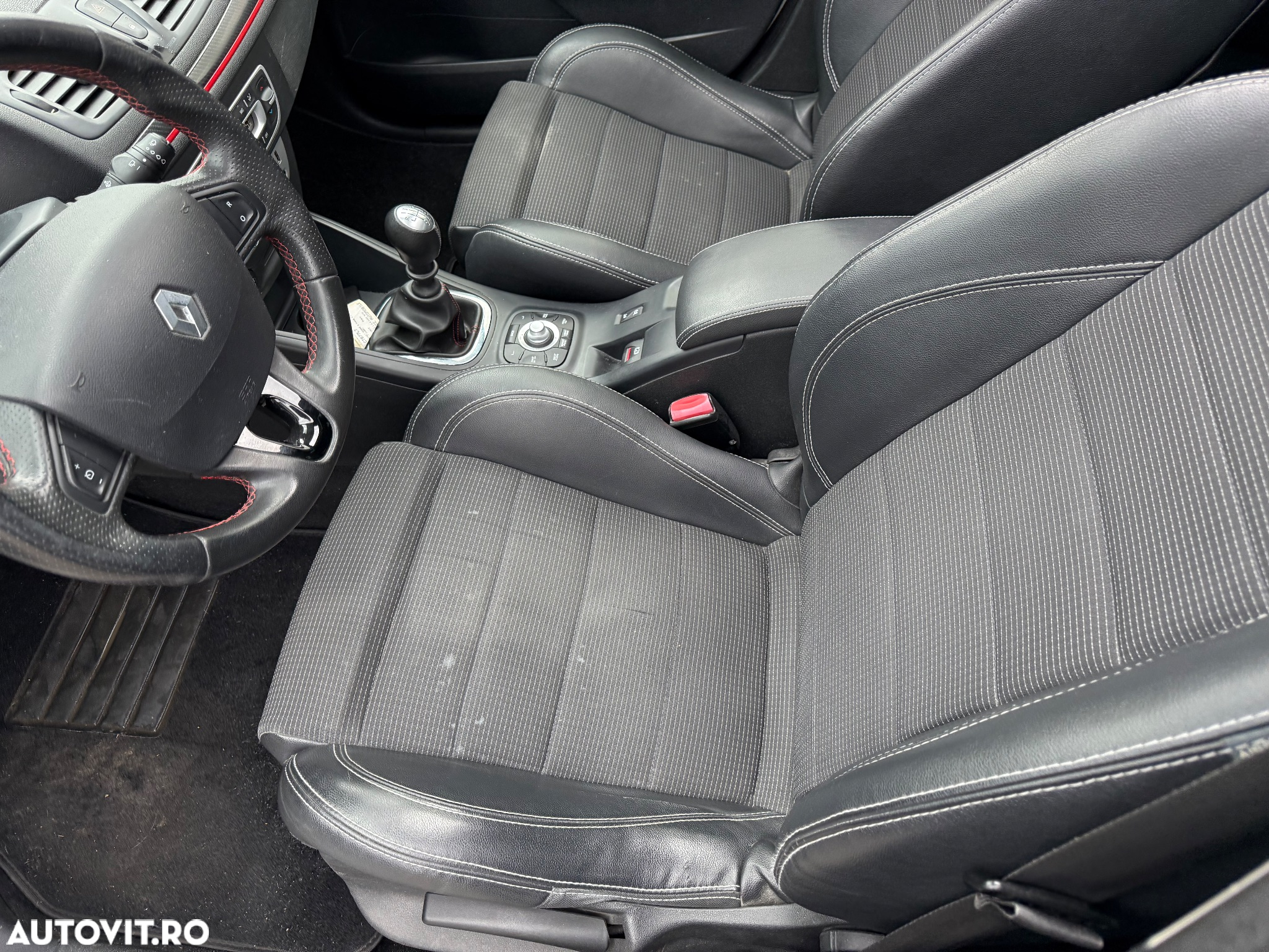 Renault Megane dCi 165 FAP GTline - 15