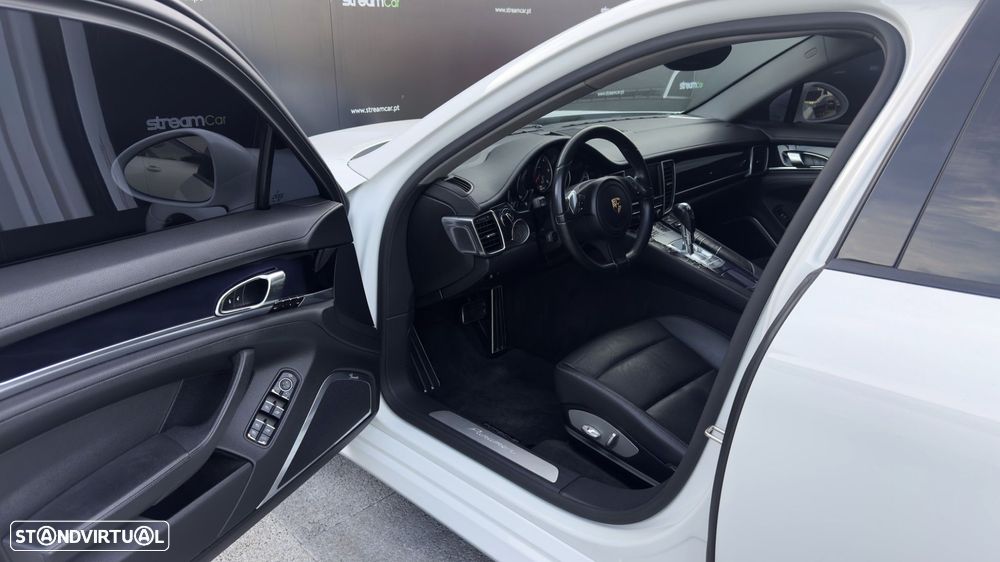 Porsche Panamera Edition - 11