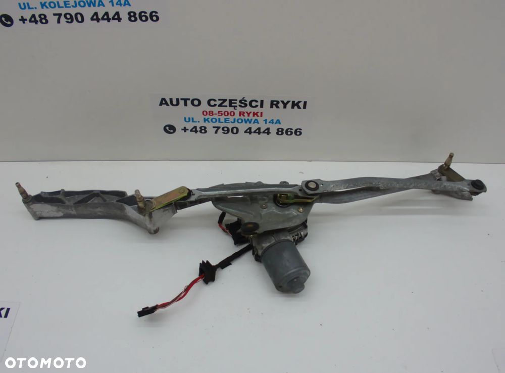 Mercedes klasa E W211 sedan Mechanizm wycieraczek przód części - 1